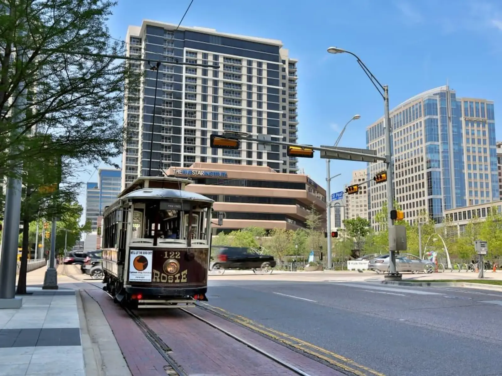 Uptown Dallas district streetscape